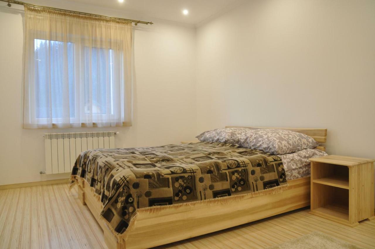 Katerina Hotel Slavske Bagian luar foto